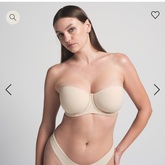 SKIMS Other - SKIMS FITS EVERYBODY STRAPLESS BRA